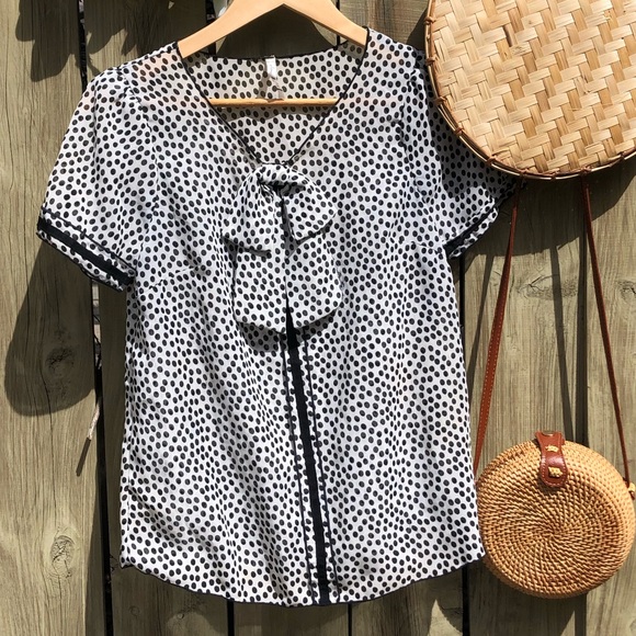 WILLOW & CLAY adorable top! - Picture 1 of 7